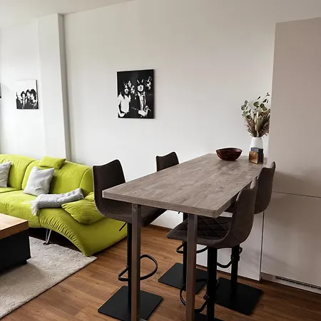 Apartment Moderne - Zentral Gelegen In *